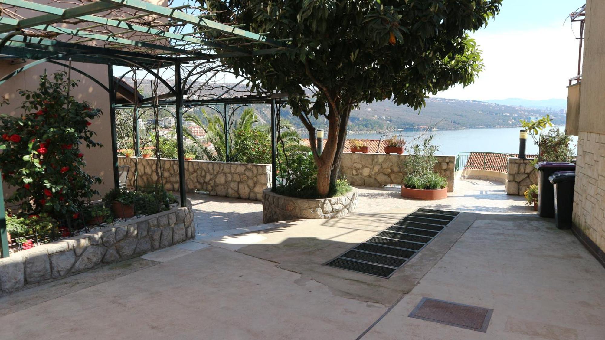 Apartments Komel II Opatija Eksteriør bilde